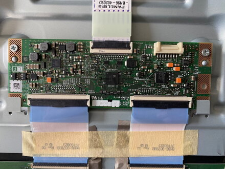 RUNTK 5538TP ZB Samsung UE40K5672SU použité náhradní díly