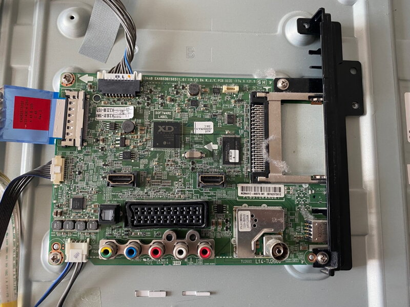 EAX65361503 (1.0) LG 42LB5500 použité náhradní díly