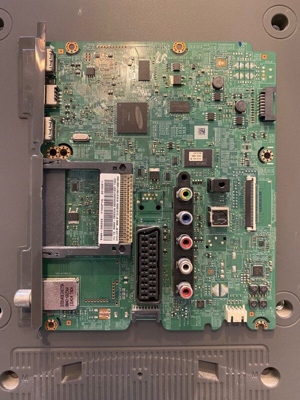BN41-01955A Samsung UE32F4000AW použité náhradní díly
