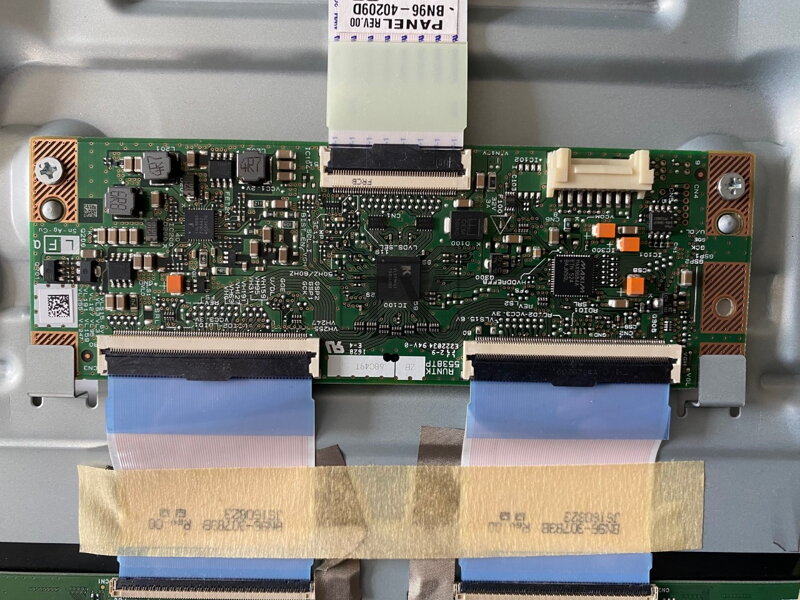 RUNTK 5538TP ZB Samsung UE40K5672SU použité náhradní díly