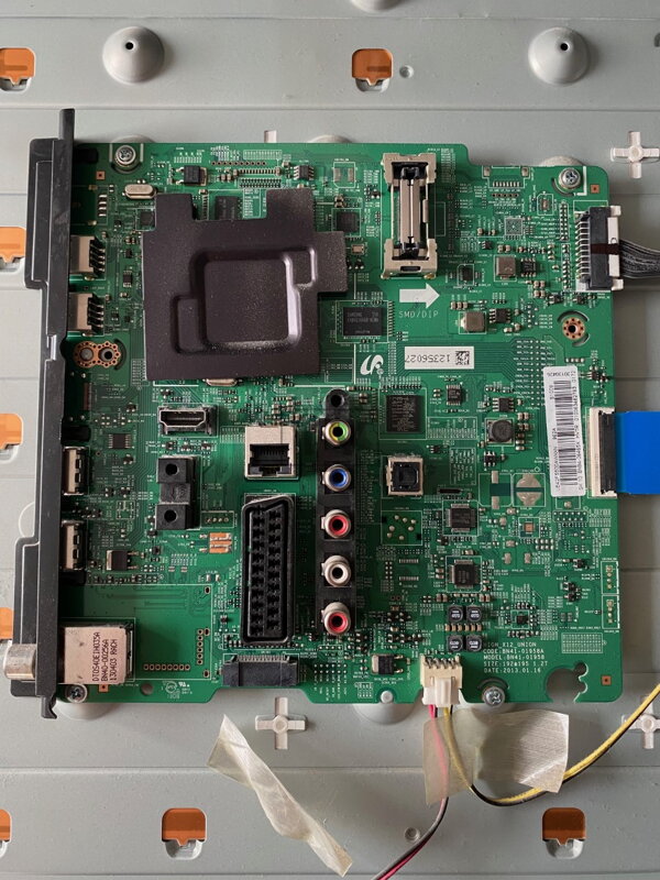 BN41-01958A Samsung UE42F5500AW použité náhradní díly